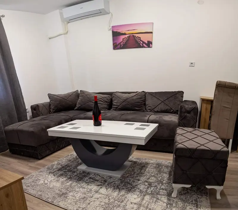 Aqua Lux – apartman sa terasom i pogledom na bazene Akva parka